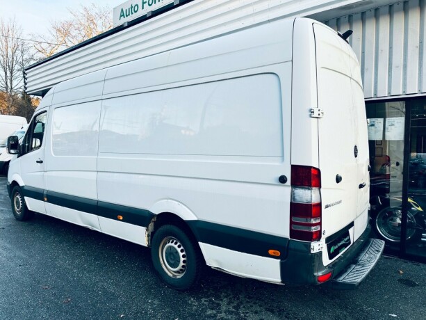 mercedes-benz-sprinter-diesel-2018-big-5