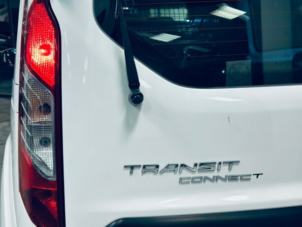 ford-transit-connect-diesel-2018-big-25