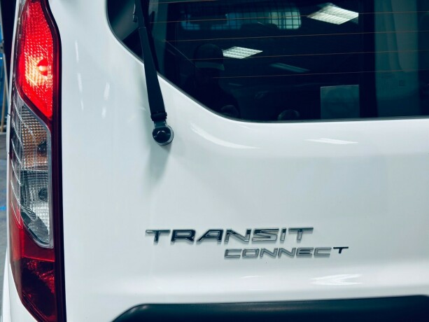 ford-transit-connect-diesel-2018-big-28