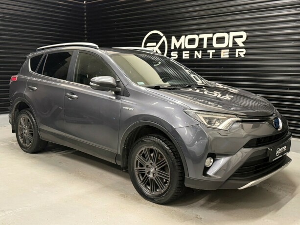 toyota-rav4-elektrisitetbensin-2016-big-0