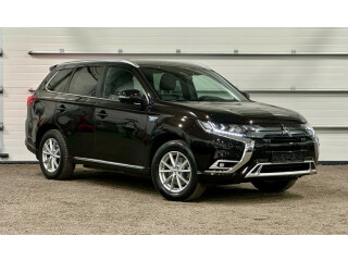 Mitsubishi | Outlander | Elektrisitet+bensin | 2020