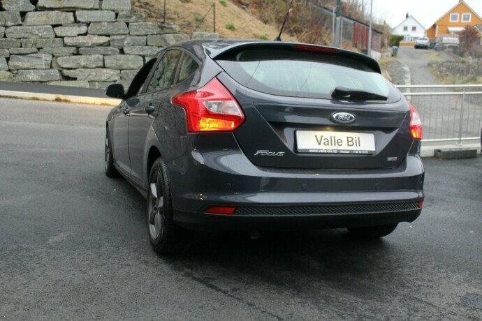 ford-focus-diesel-2013-big-2