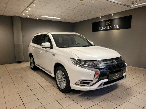 mitsubishi-outlander-elektrisitetbensin-2019-big-11