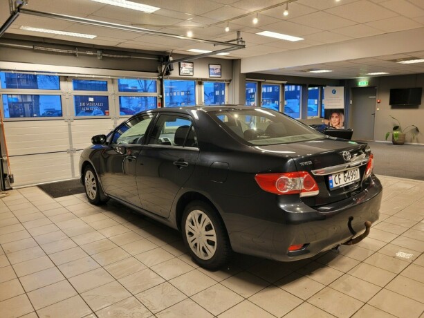 toyota-corolla-diesel-2012-big-6