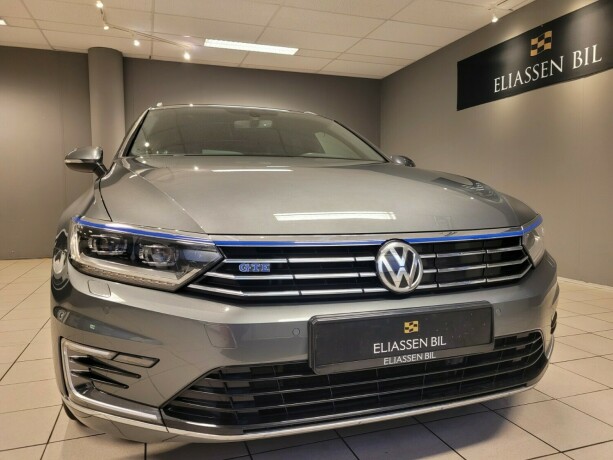 volkswagen-passat-elektrisitetbensin-2016-big-9