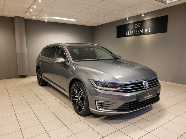 volkswagen-passat-elektrisitetbensin-2016-big-10