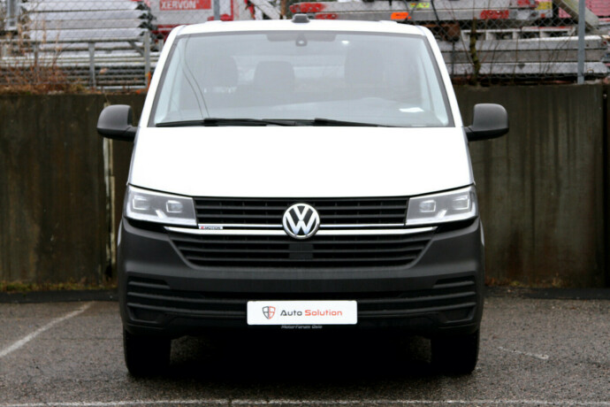 volkswagen-transporter-diesel-2021-big-2