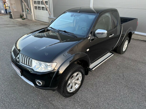 mitsubishi-l200-diesel-2012-big-5