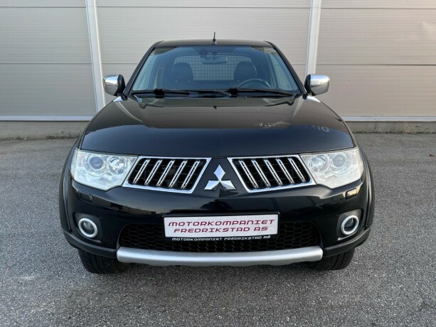 mitsubishi-l200-diesel-2012-big-8