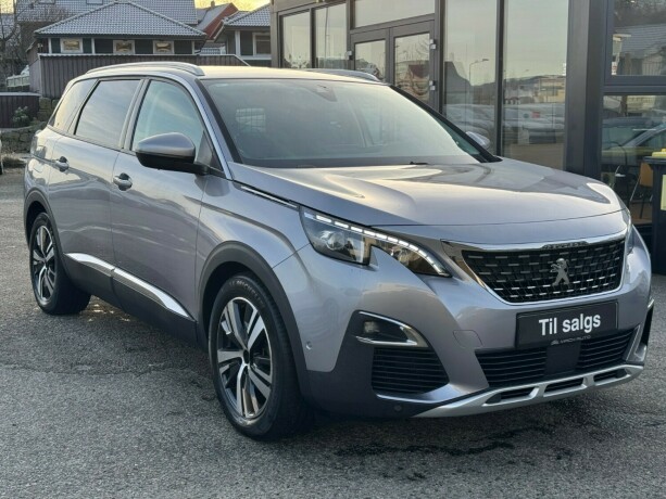 peugeot-5008-diesel-2018-big-2