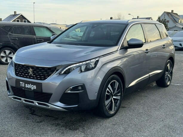 peugeot-5008-diesel-2018-big-0