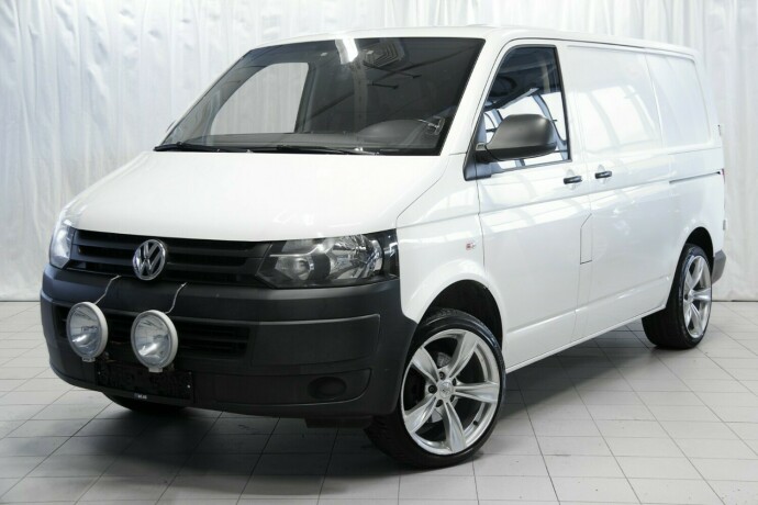 volkswagen-transporter-diesel-2015-big-0