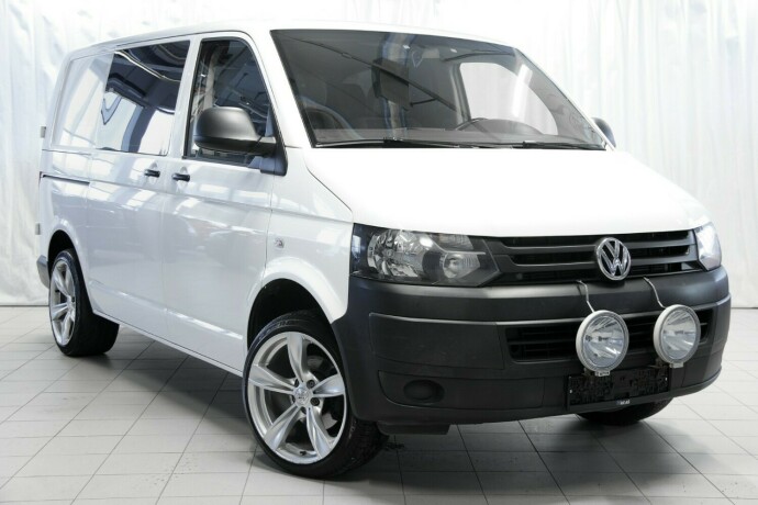 volkswagen-transporter-diesel-2015-big-2