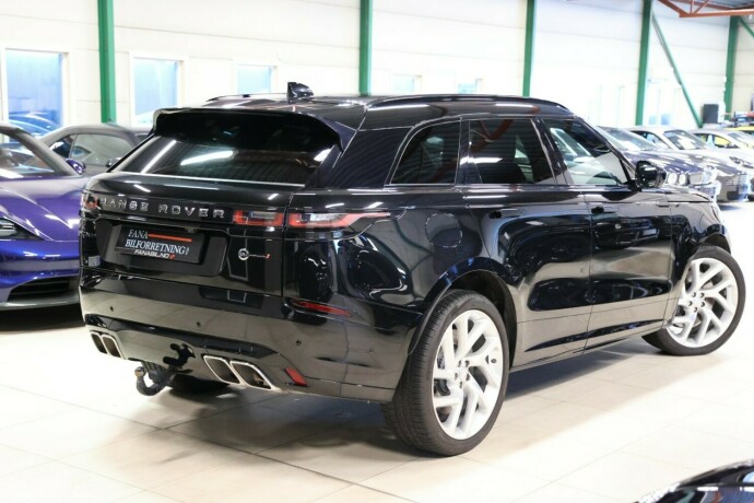 land-rover-range-rover-velar-bensin-2020-big-2