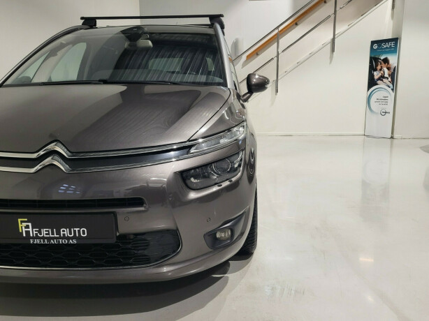 citroen-c4-picasso-diesel-2015-big-3