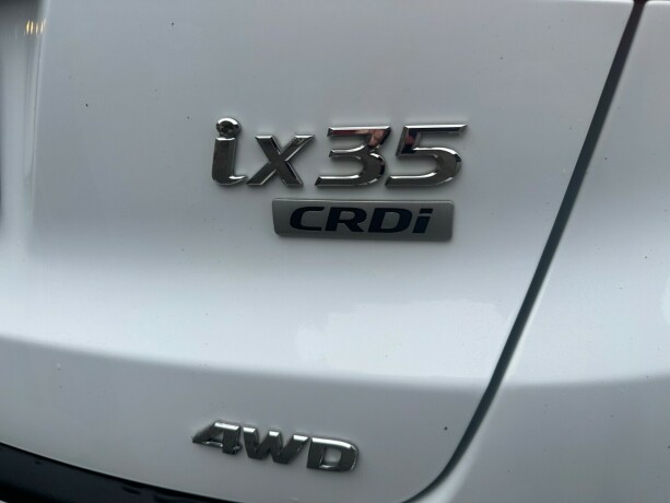 hyundai-ix35-diesel-2011-big-22