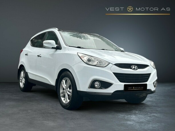 hyundai-ix35-diesel-2011-big-0