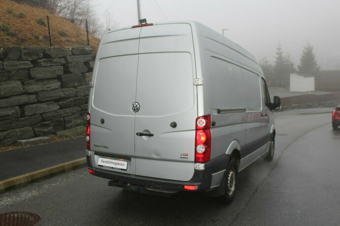 volkswagen-crafter-diesel-2016-big-3