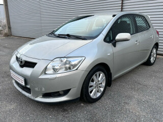 Toyota | Auris | Bensin | 2010