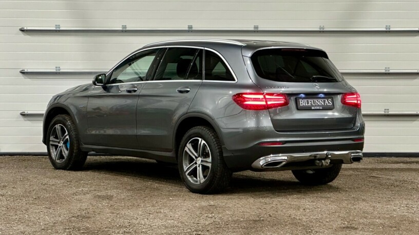 mercedes-benz-glc-elektrisitetbensin-2017-big-4