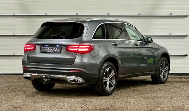 mercedes-benz-glc-elektrisitetbensin-2017-big-3