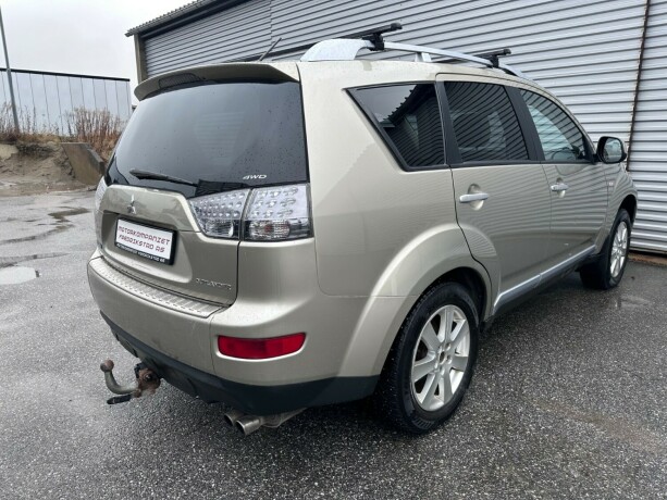 mitsubishi-outlander-diesel-2008-big-3