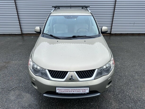 mitsubishi-outlander-diesel-2008-big-9