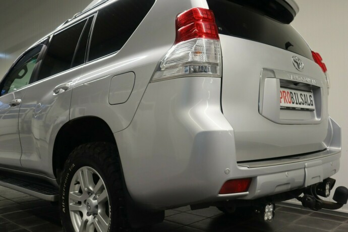 toyota-land-cruiser-diesel-2010-big-7