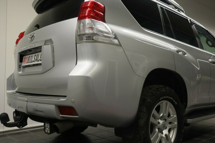 toyota-land-cruiser-diesel-2010-big-8