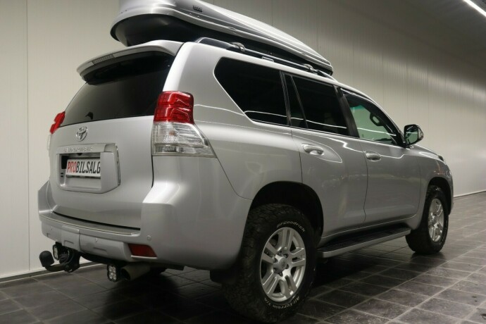 toyota-land-cruiser-diesel-2010-big-6