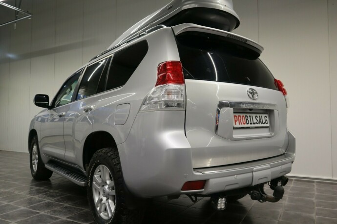 toyota-land-cruiser-diesel-2010-big-18