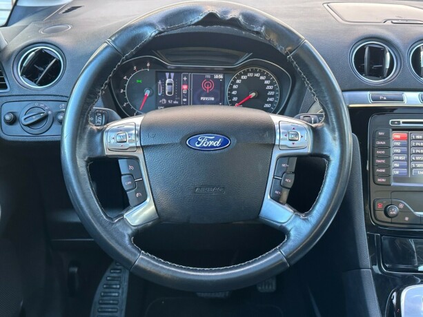 ford-galaxy-diesel-2015-big-15