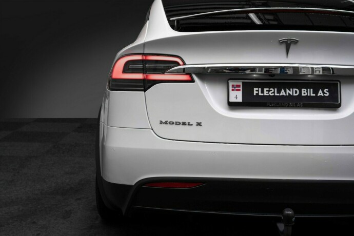 tesla-model-x-elektrisitet-2019-big-8