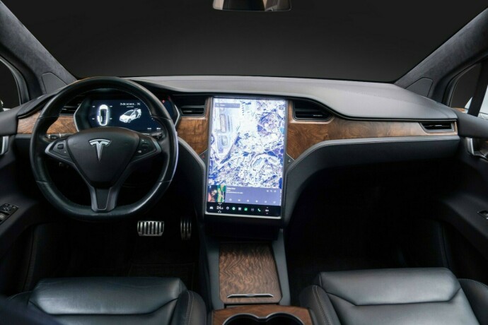 tesla-model-x-elektrisitet-2019-big-28