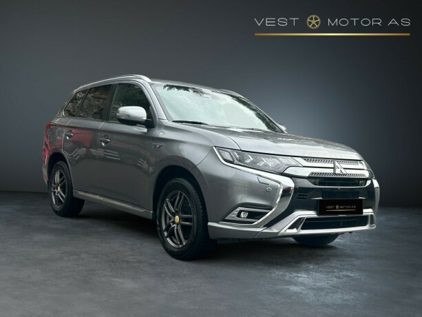 mitsubishi-outlander-elektrisitetbensin-2019-big-0