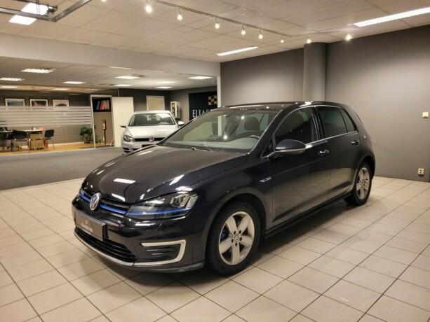 volkswagen-golf-elektrisitetbensin-2016-big-9