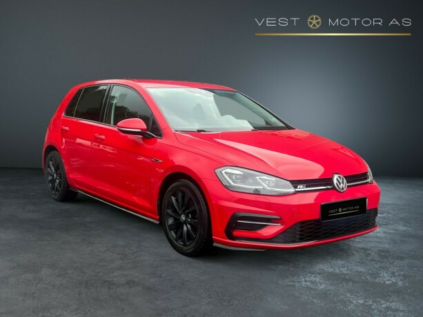 volkswagen-golf-bensin-2018-big-0