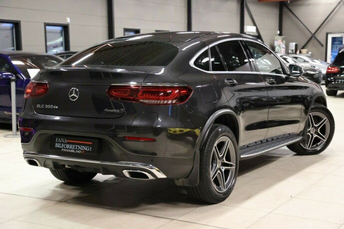 mercedes-benz-glc-elektrisitetdiesel-2021-big-2