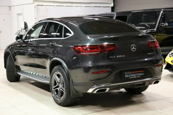 mercedes-benz-glc-elektrisitetdiesel-2021-big-1