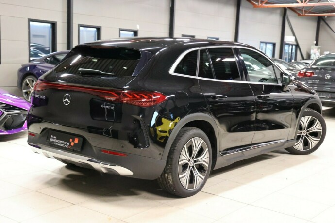 mercedes-benz-eqe-suv-elektrisitet-2023-big-2