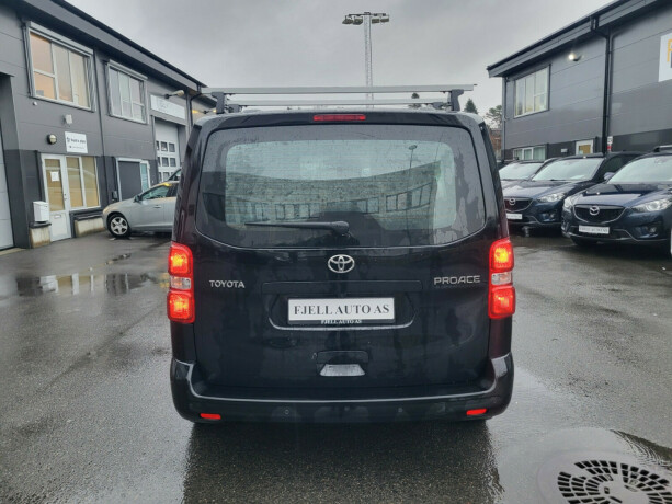 toyota-proace-diesel-2021-big-7