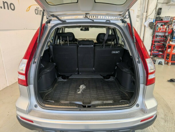 honda-cr-v-diesel-2011-big-16