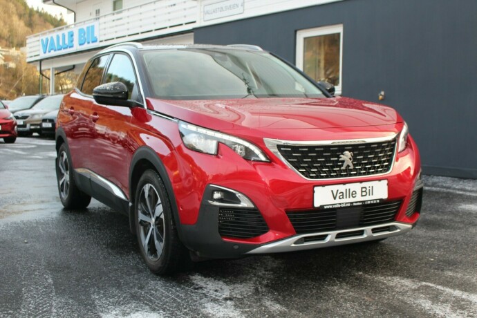 peugeot-3008-bensin-2018-big-0