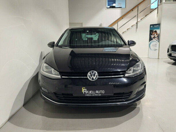 volkswagen-golf-bensin-2014-big-2