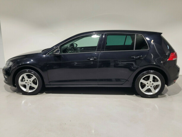 volkswagen-golf-bensin-2014-big-4