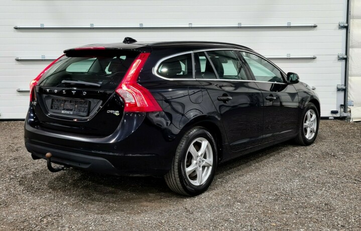 volvo-v60-diesel-2011-big-6