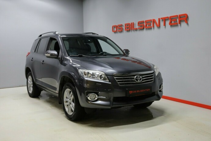 toyota-rav4-diesel-2011-big-0