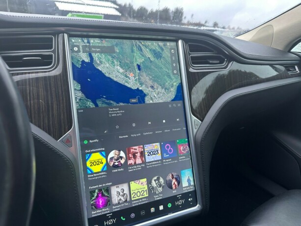 tesla-model-s-elektrisitet-2014-big-18