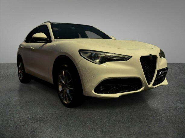 alfa-romeo-stelvio-diesel-2018-big-1