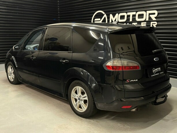 ford-s-max-diesel-2009-big-1